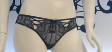 Load image into Gallery viewer, Bra and Panty Set 7610 Navy
