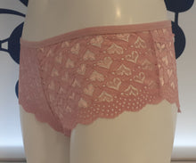 Load image into Gallery viewer, Heart Shape Lace Sexy V-Back Criss Cross Panty
