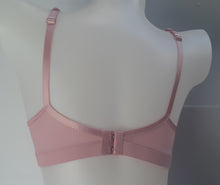 Load image into Gallery viewer, Wire free smooth bra
