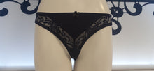 Load image into Gallery viewer, Lace thong various colors
