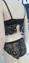 Load image into Gallery viewer, Longlined lace bra and panty set
