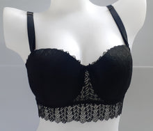Load image into Gallery viewer, Plus size bra and panty set
